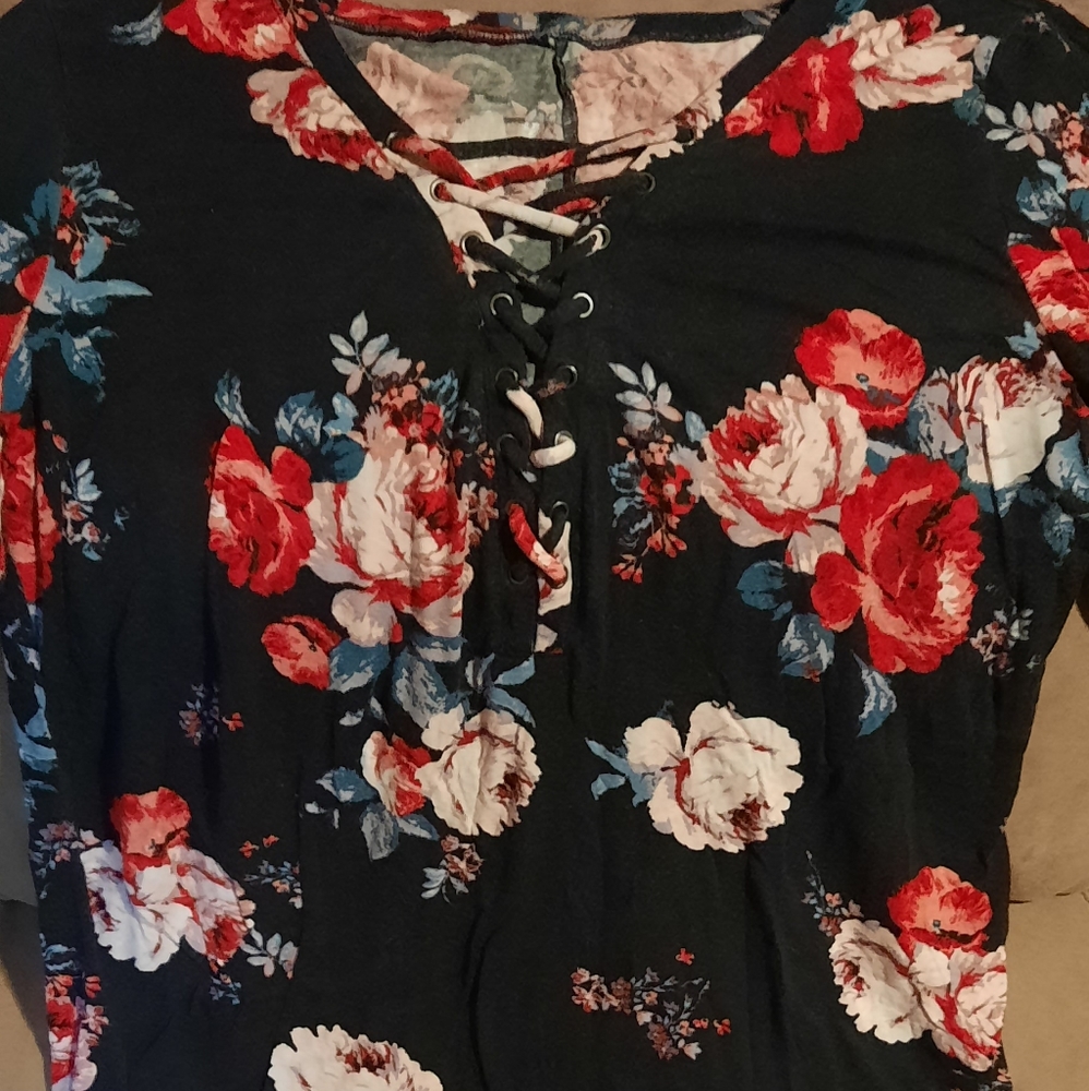 Maurices XL Black Floral Print Tunic Blouse
